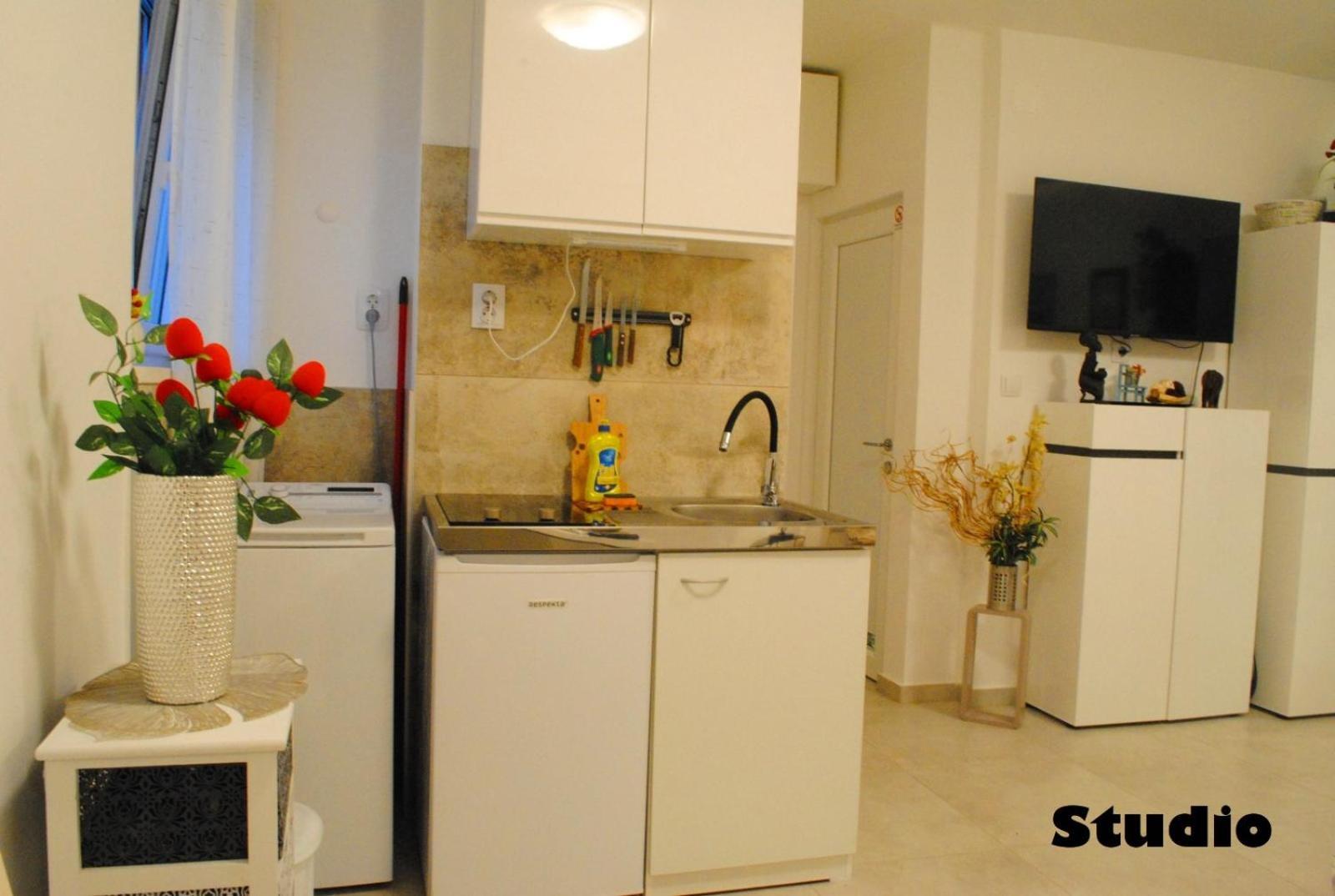 Sunshower Apartment And Studio スプリト エクステリア 写真
