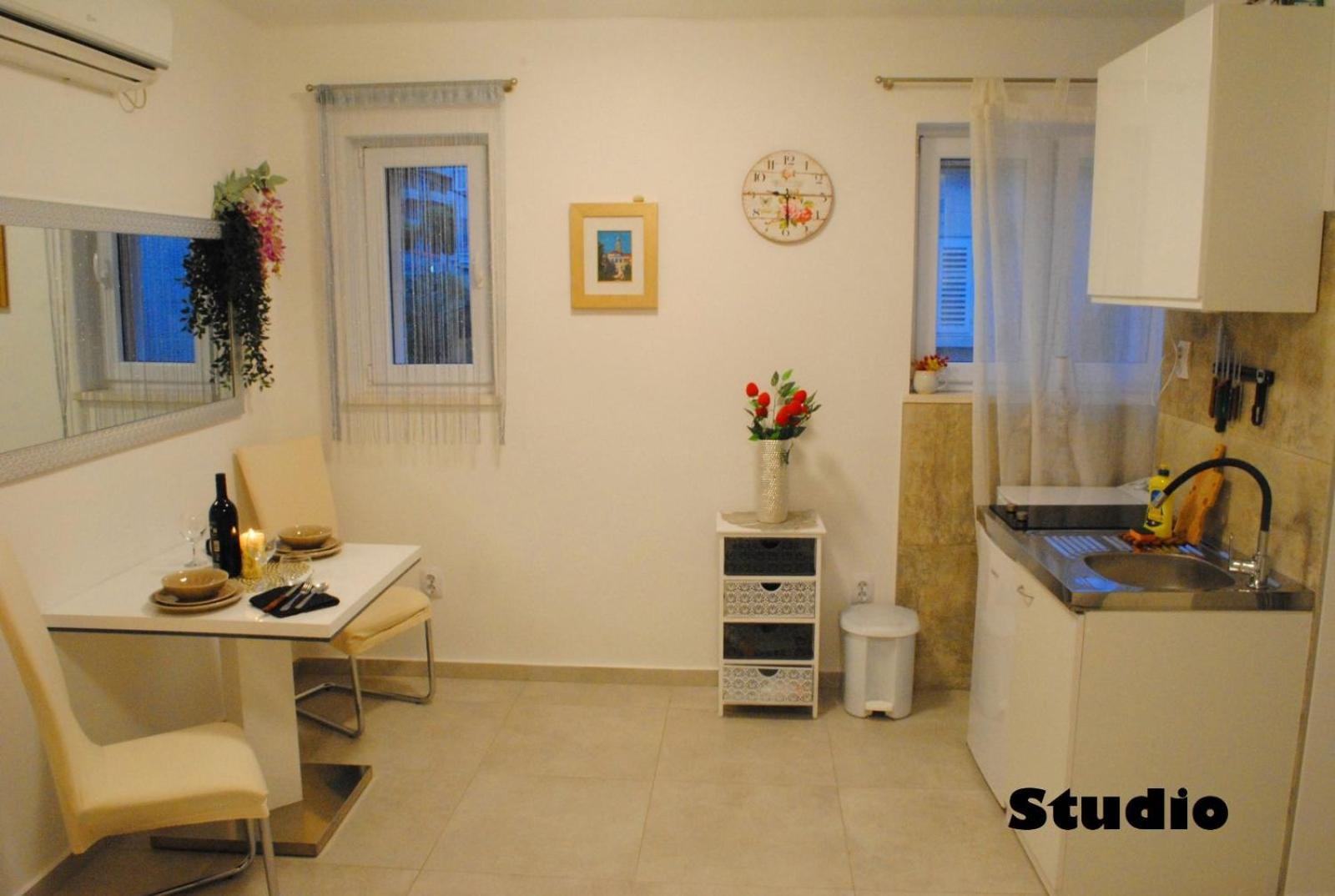 Sunshower Apartment And Studio スプリト エクステリア 写真